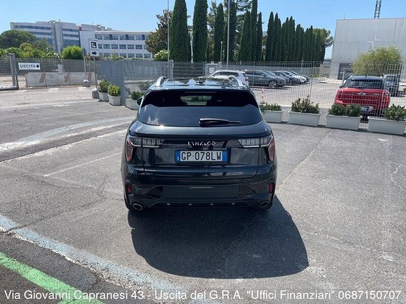 Lynk & Co 01 01 PHEV