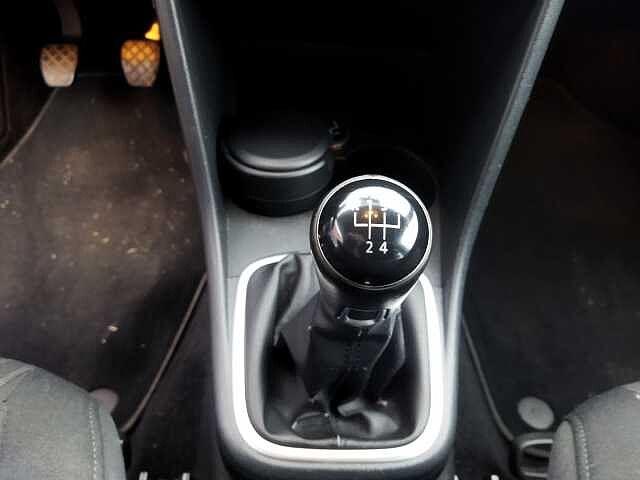 Volkswagen Polo 5ª serie 1.6 TDI 90CV DPF 5 porte Highline