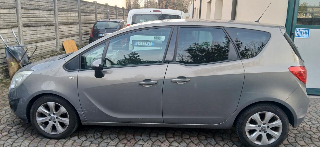 Opel Meriva 1.3 CDTI 95CV neopatentati
