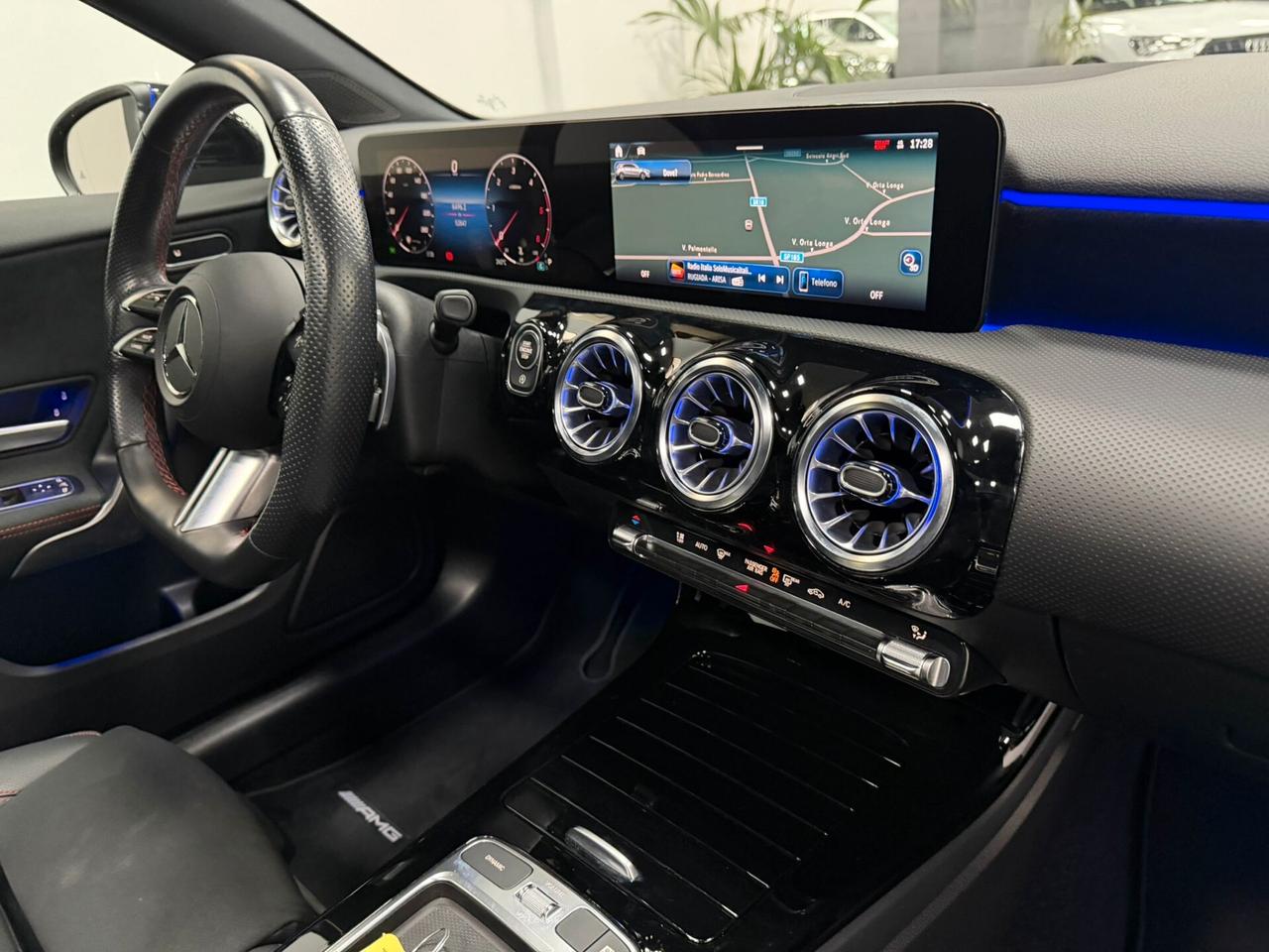 Mercedes-benz A 200 d Automatic AMG Line Premium Plus
