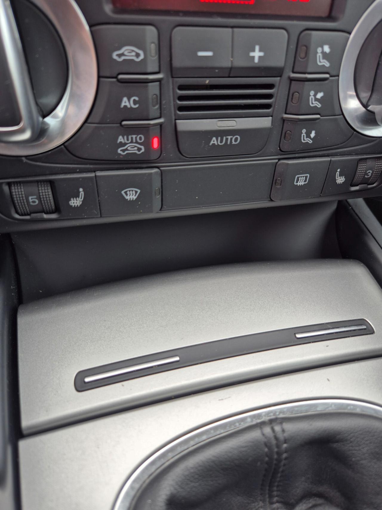 Audi A3 SPB 1.6 TDI 105 CV CR Ambition