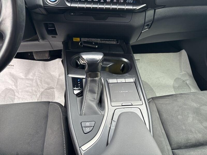 Lexus UX UX 250h 2.0 Hybrid Executive 4WD