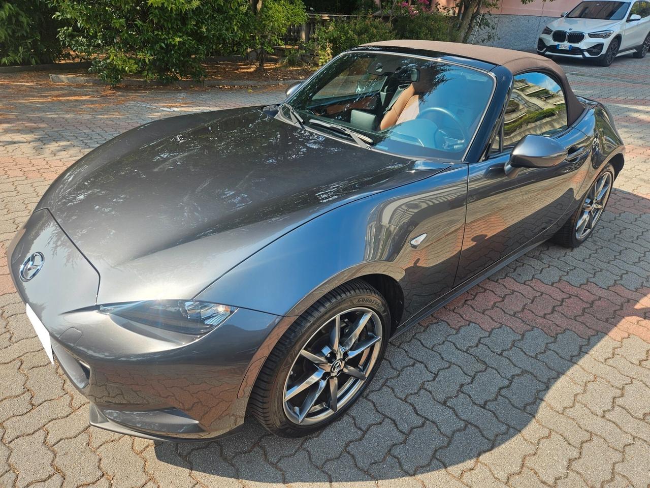 Mazda MX-5 2.0L Skyactiv-G KAZARI