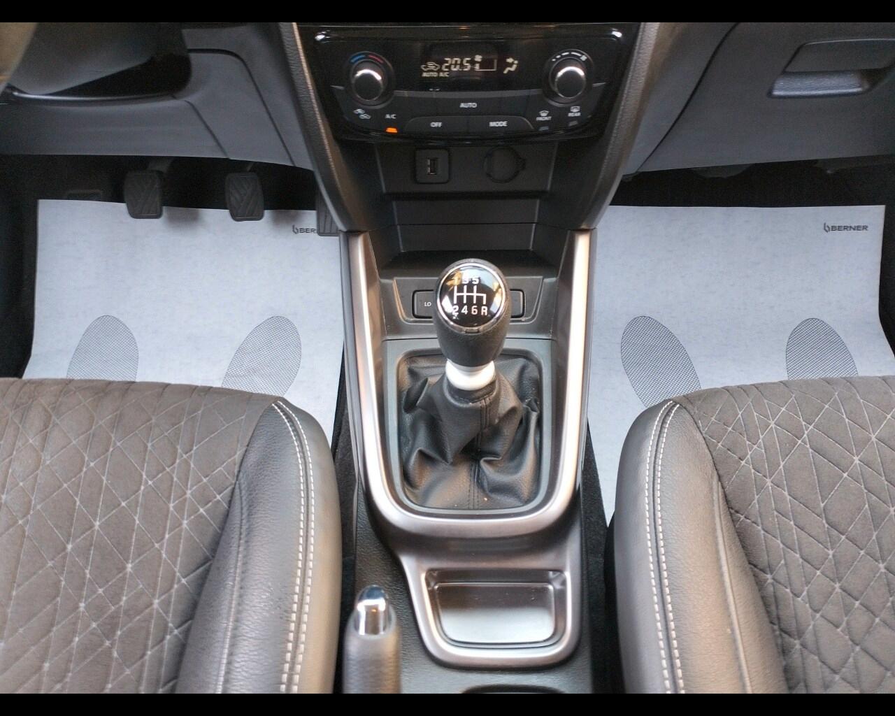 SUZUKI Vitara (2015) Vitara 1.4 Hybrid Top