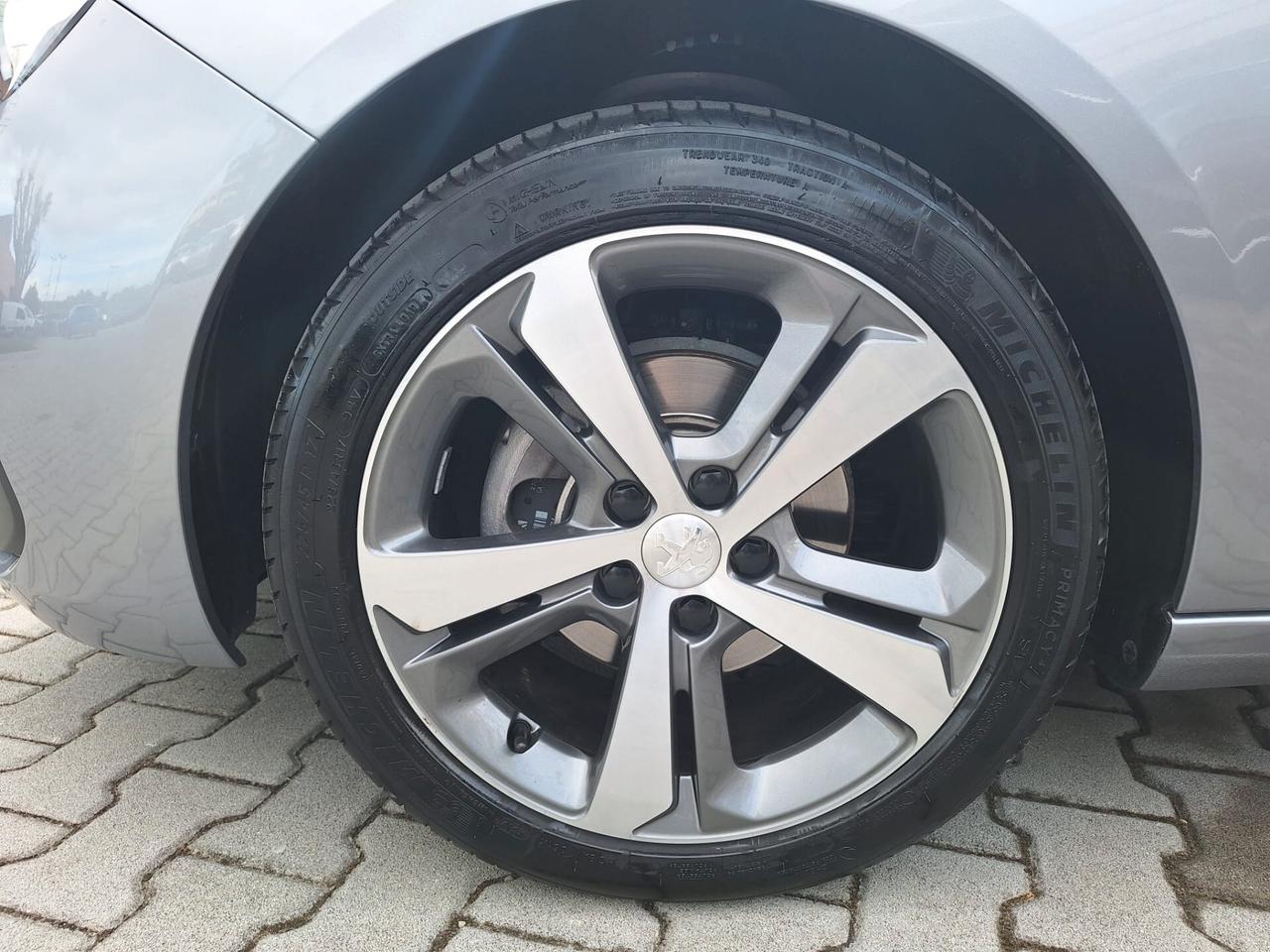 Peugeot 308 BlueHDi Business Cambio Automatico UNICO PROPRIETARIO IVA ESPOSTA