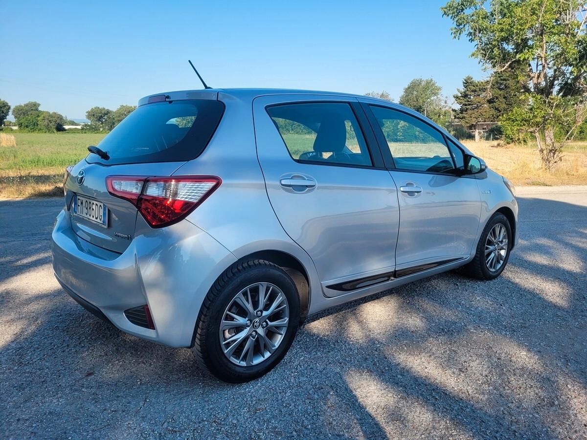 Toyota Yaris 1.5 Hybrid 5 porte Active