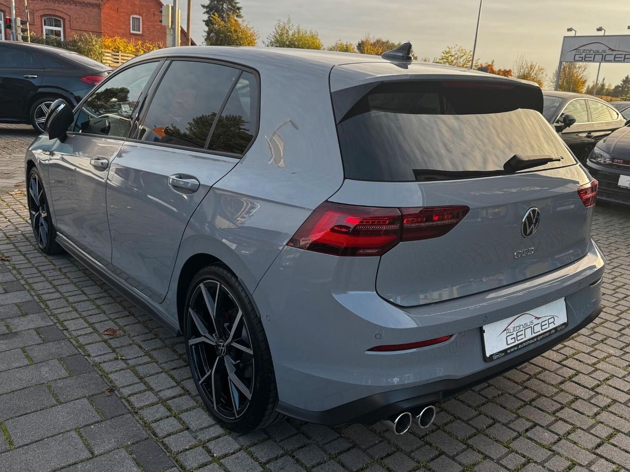 VOLKSWAGEN GOLF GTD DSG-PANO-HARMAN KARDON