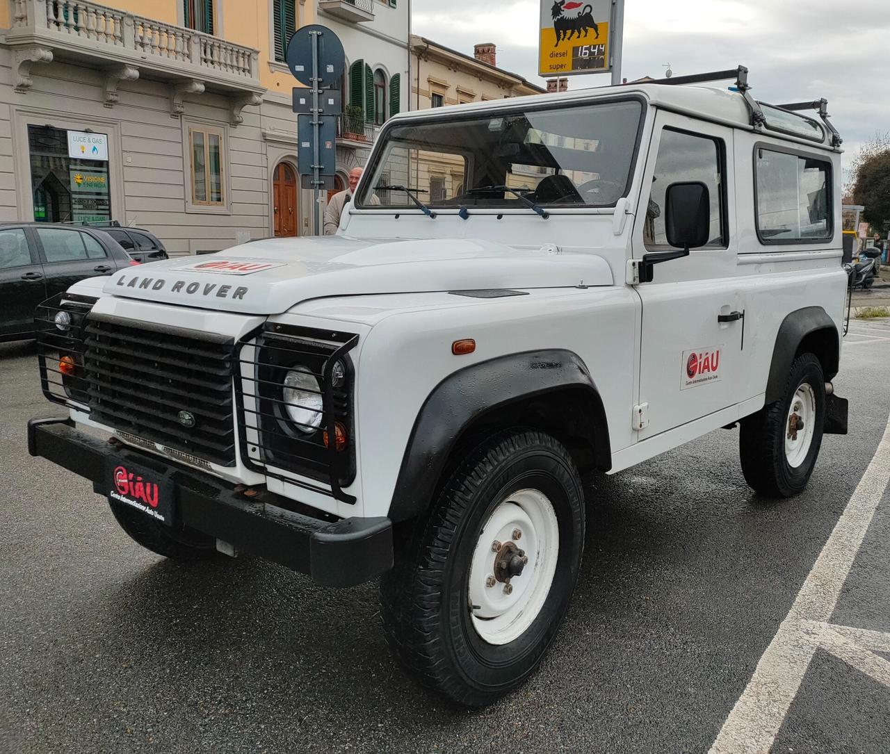 Land Rover Defender 90 2.4 TD4 S SW