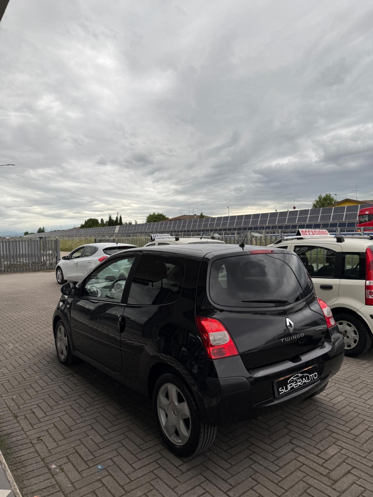 Renault Twingo 1.2 16V INITIALE