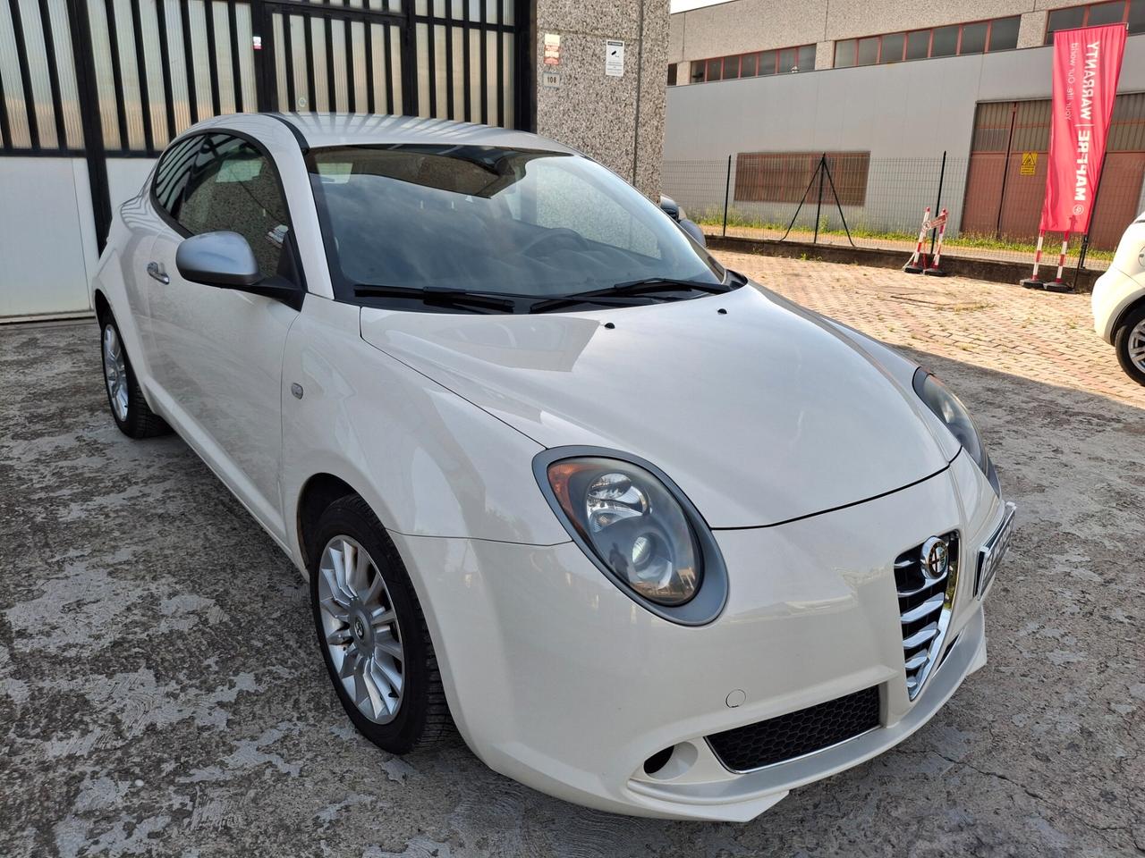Alfa Romeo MiTo 1.4 Distinctive 78cv E6 GPL