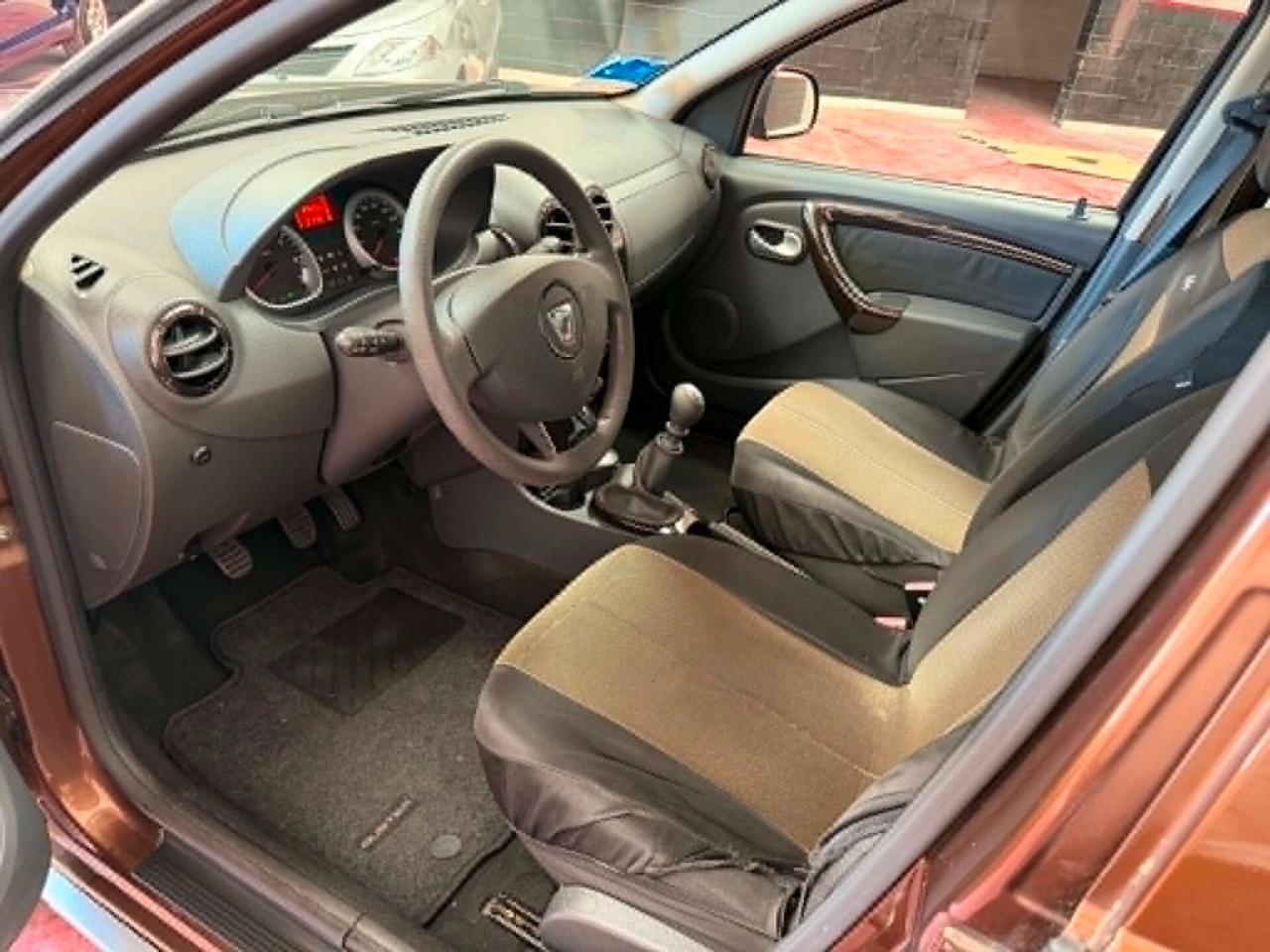 Dacia Duster 1.6 benzina 4x4 imm. 2010 solo 29000 km!!!