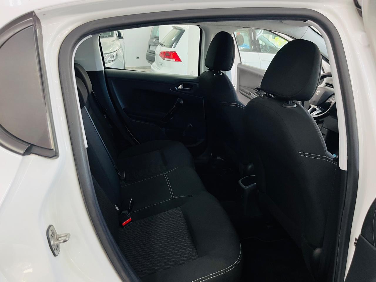 Peugeot 208 BlueHDi 75 5 porte Allure anno 2017