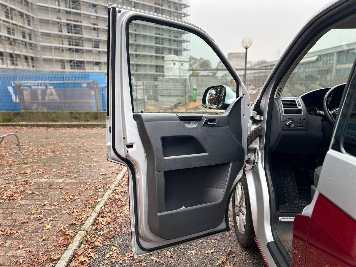 Volkswagen T5 T5 2.0 tdi 140cv 3.0t Comfort p.c. dsg