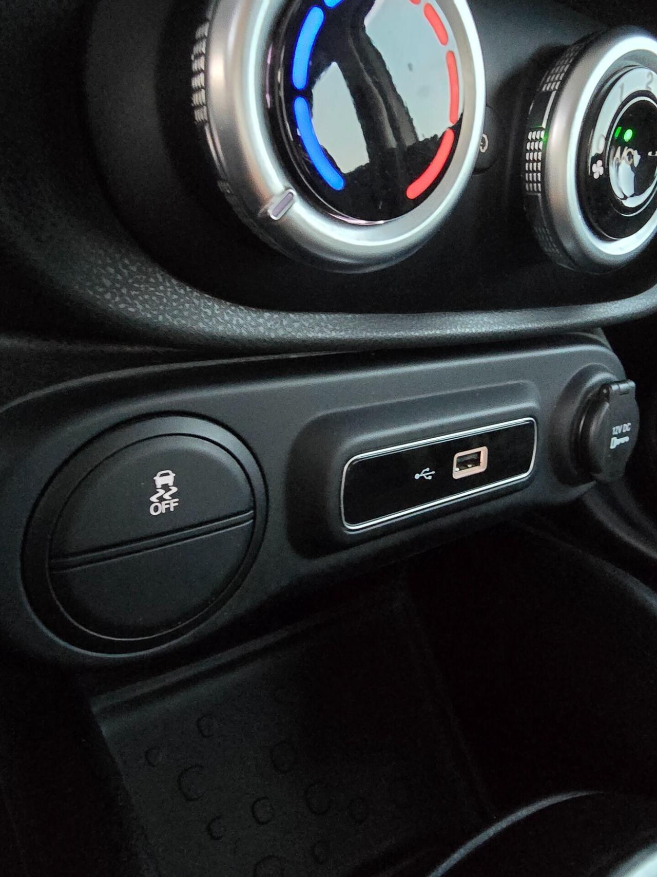 Fiat 500L 1.6 Multijet 120 CV Mirror