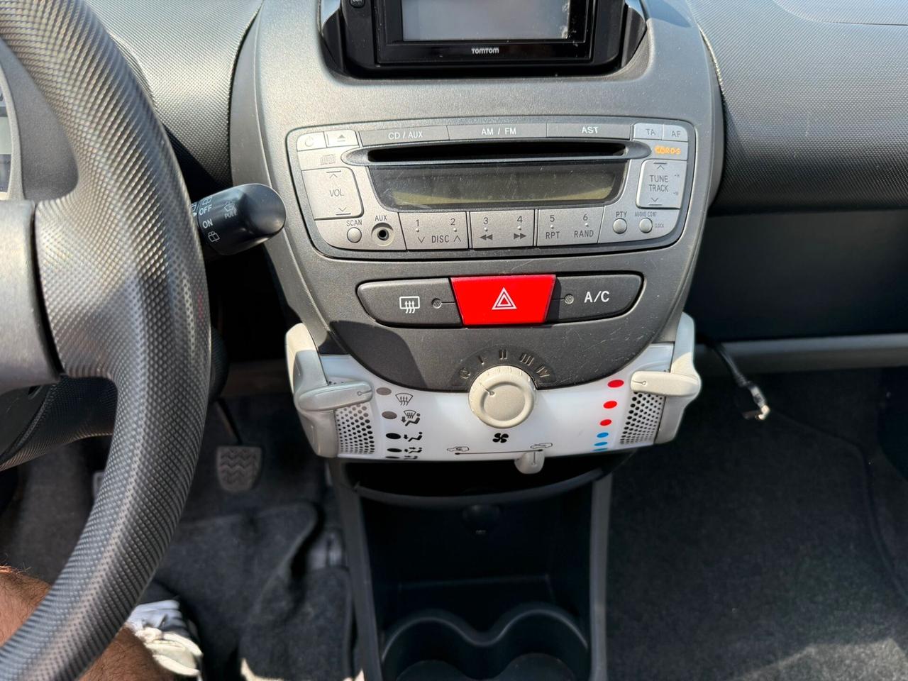 Toyota Aygo 1.0 12V VVT-i 5 porte Lounge MMT