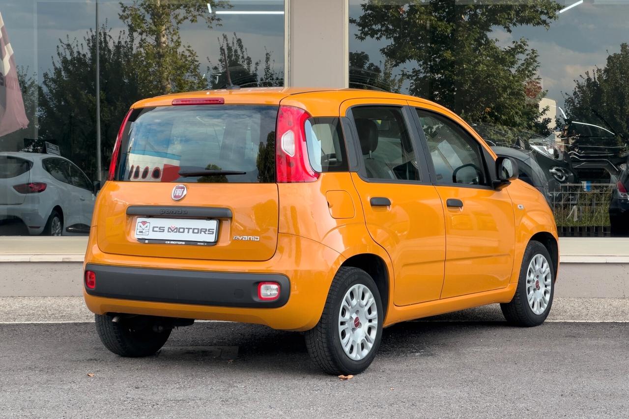 Fiat Panda 1.0 Hybrid benzina