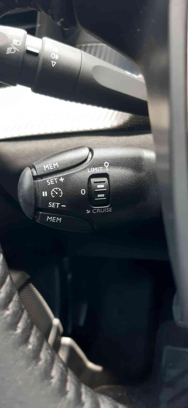 PEUGEOT 2008 130CV S&S Allure Pack SCONTO ROTTAMAZIONE