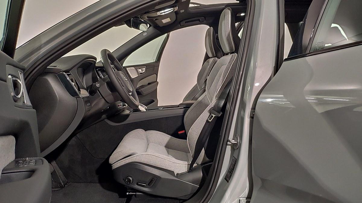 VOLVO Xc60 T8 Recharge Plug-In Hybrid Awd Aut. Ultimate Dark