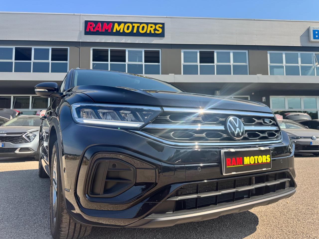 Volkswagen T-Roc R-line 1.0 TSI 110cv Neopatentati