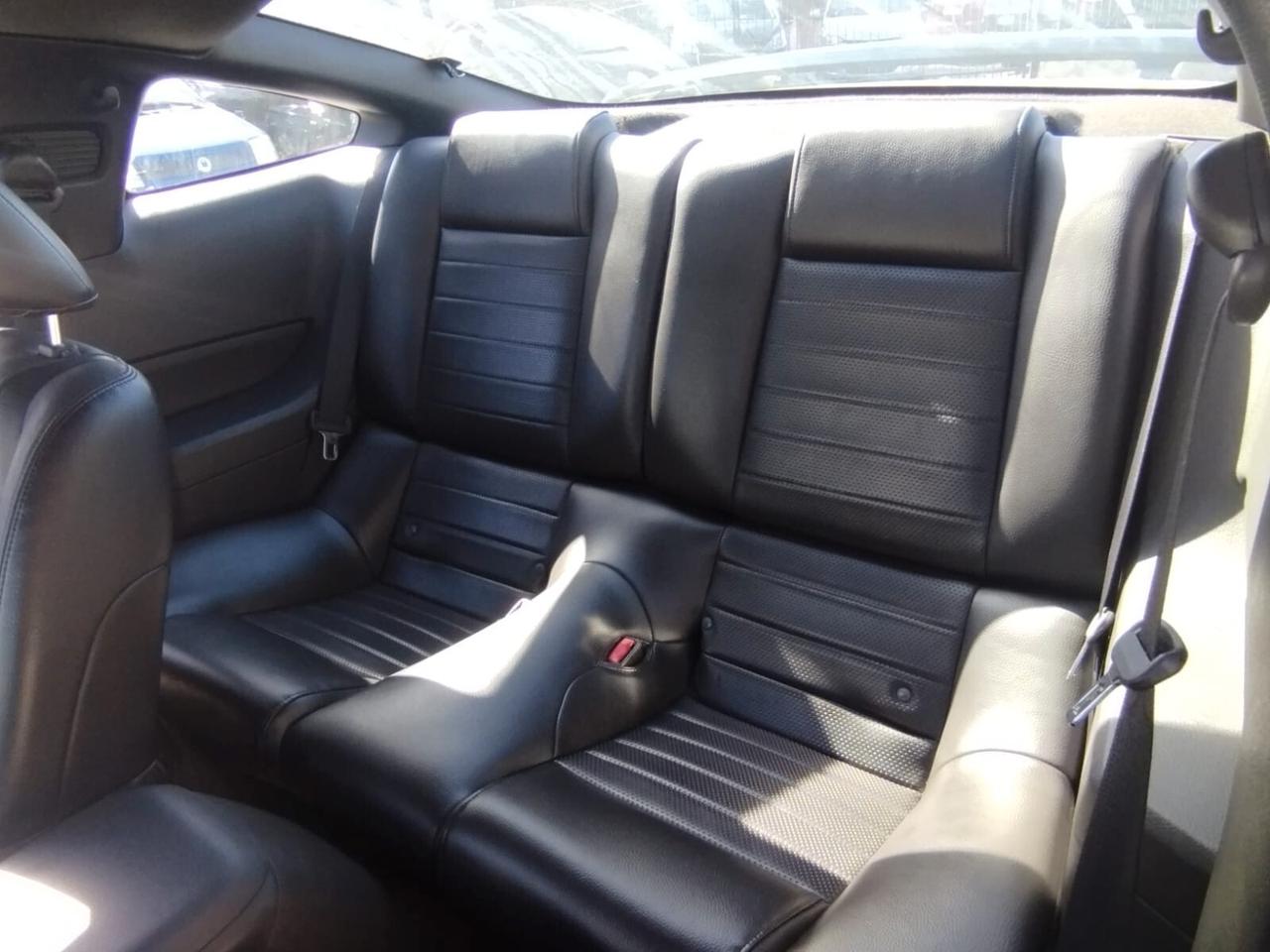 Ford Mustang '15-'24 - 2011