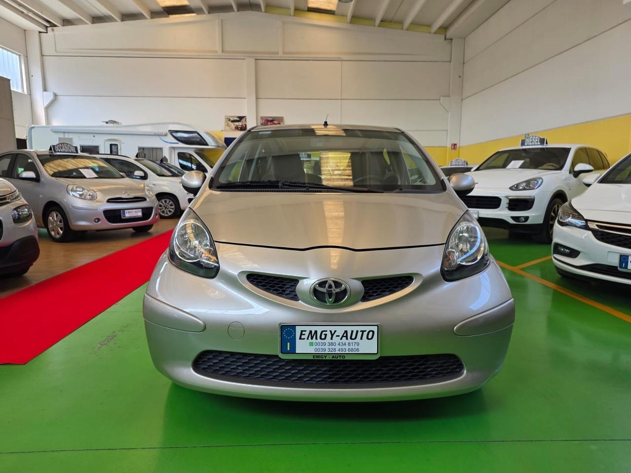 Toyota Aygo 1.0 12V 5 p. Neopatentati