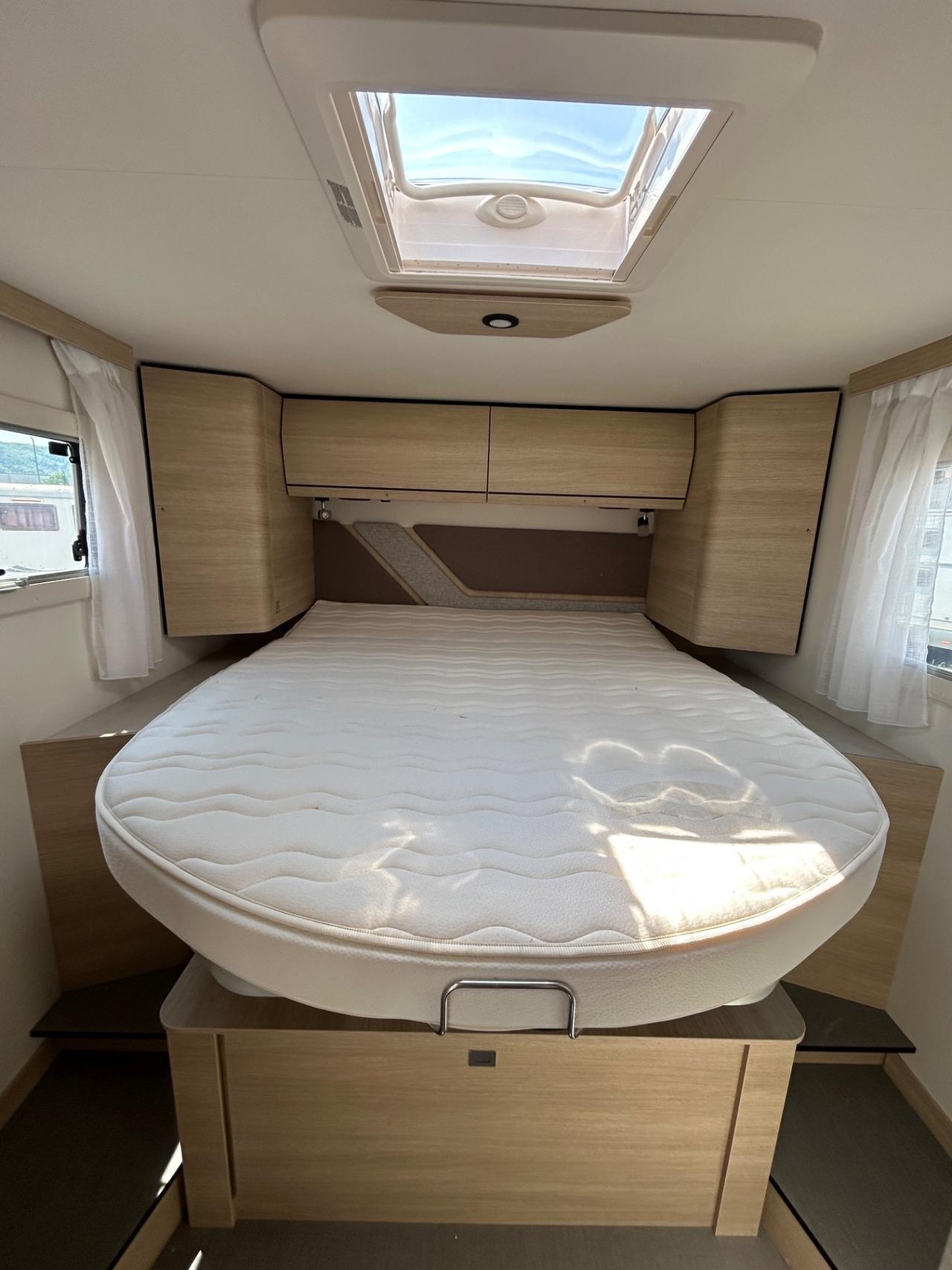 Rapido motorhome del 2025 in saldo 036