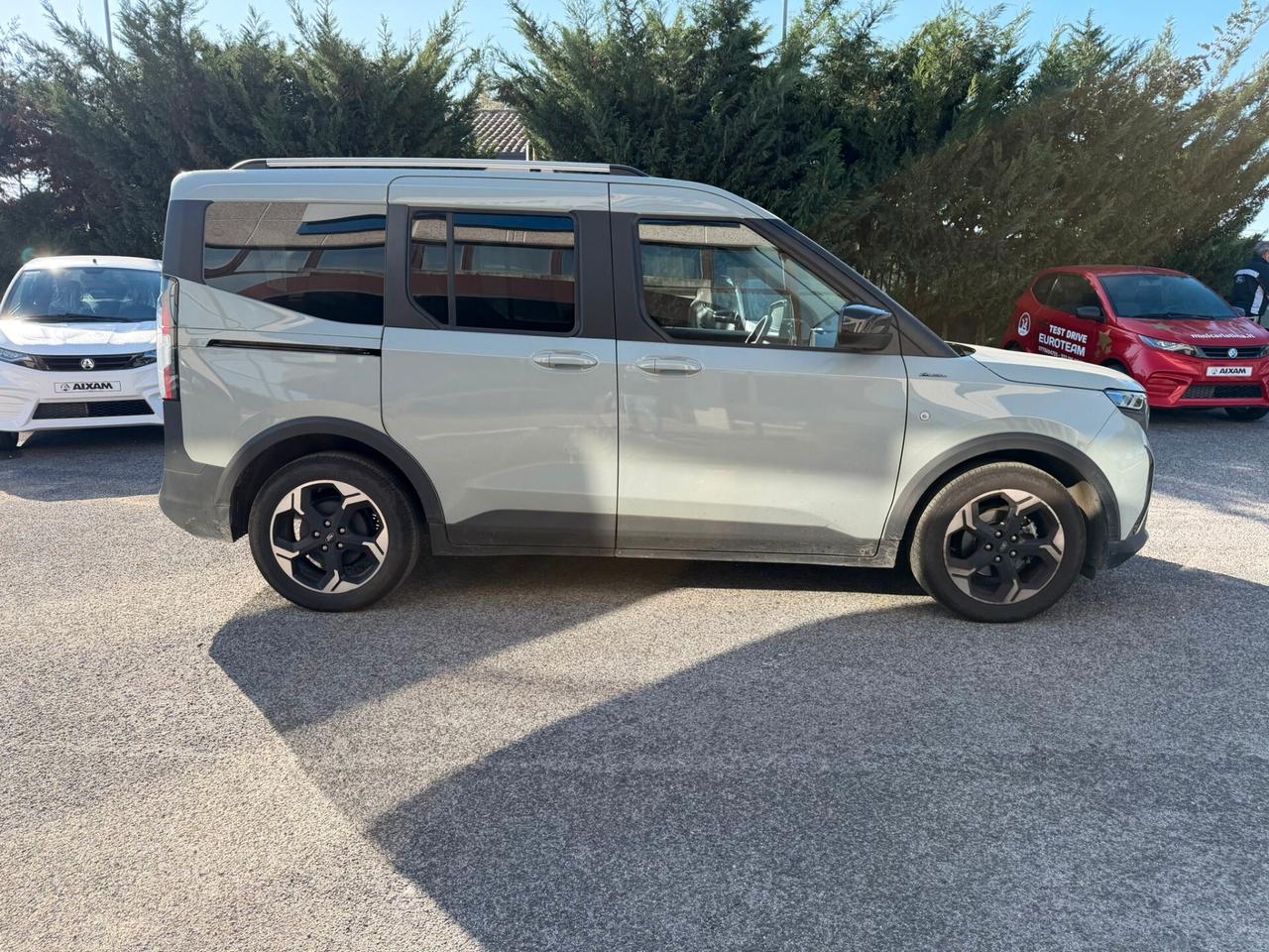 Ford Tourneo Courier 1.0 EcoBoost Active