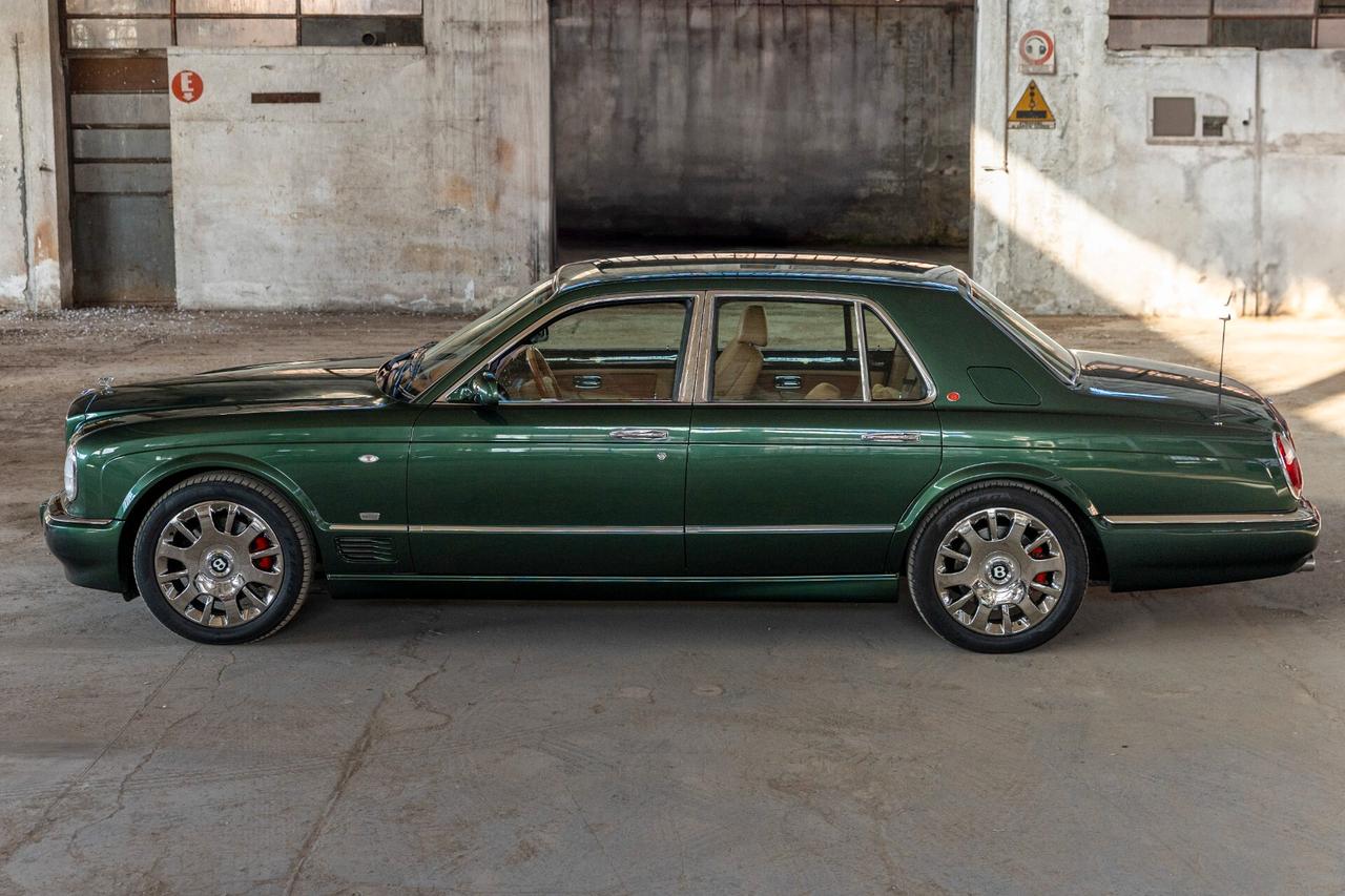 Bentley Arnage Le Mans Series