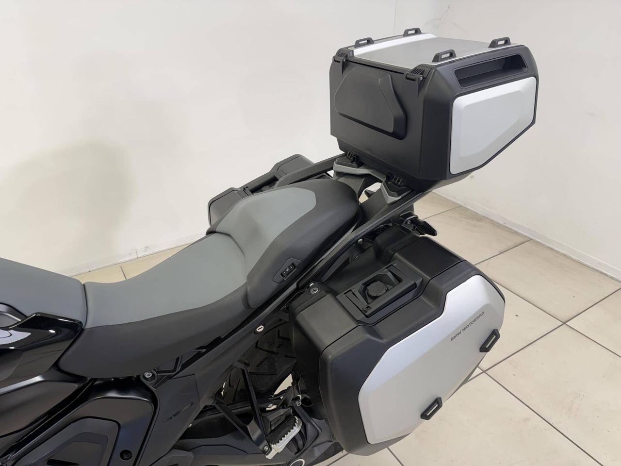 BMW R 1300 GS Triple Black