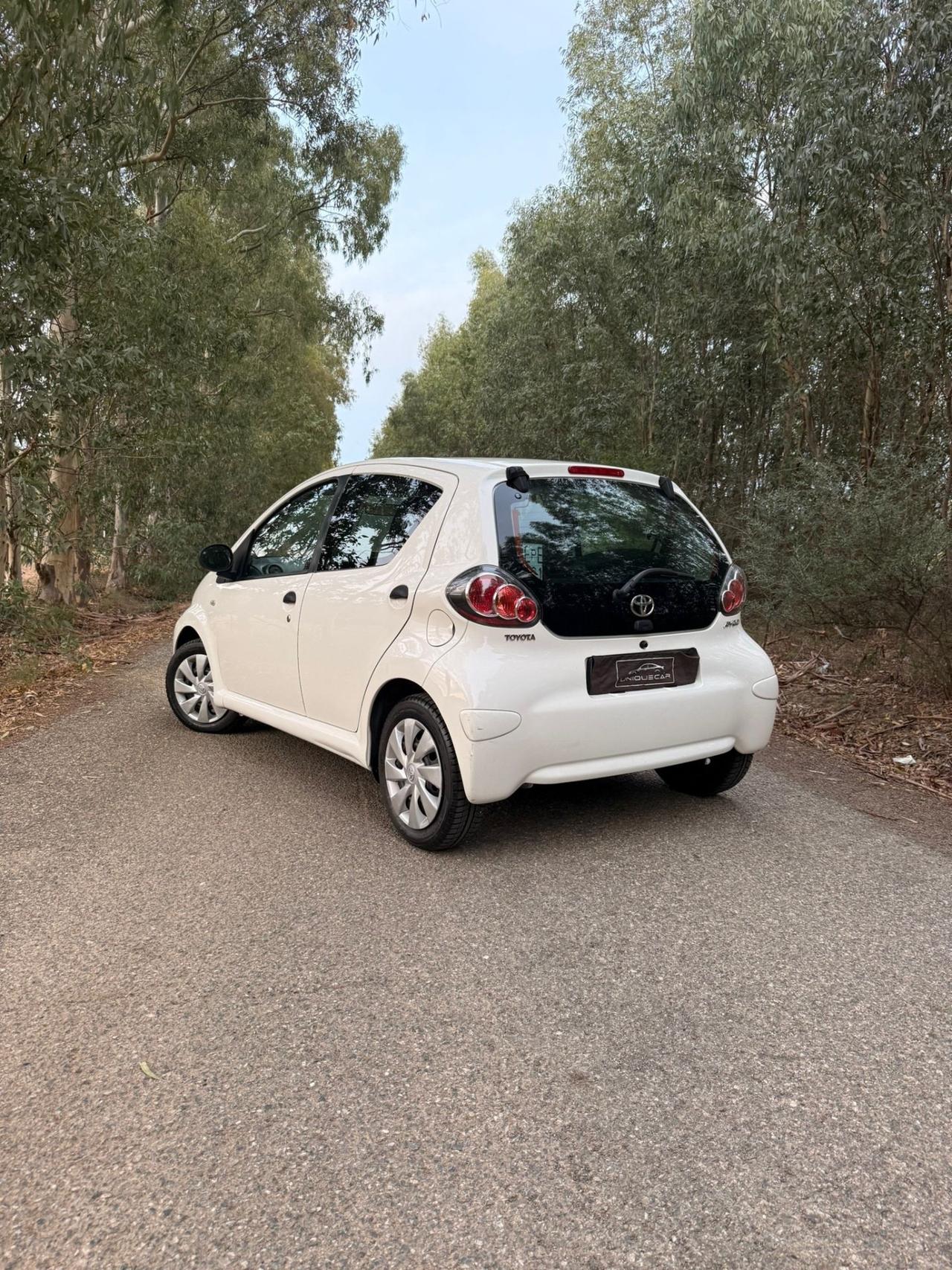 Toyota Aygo 1.0 12V VVT-i 5 porte Active Connect