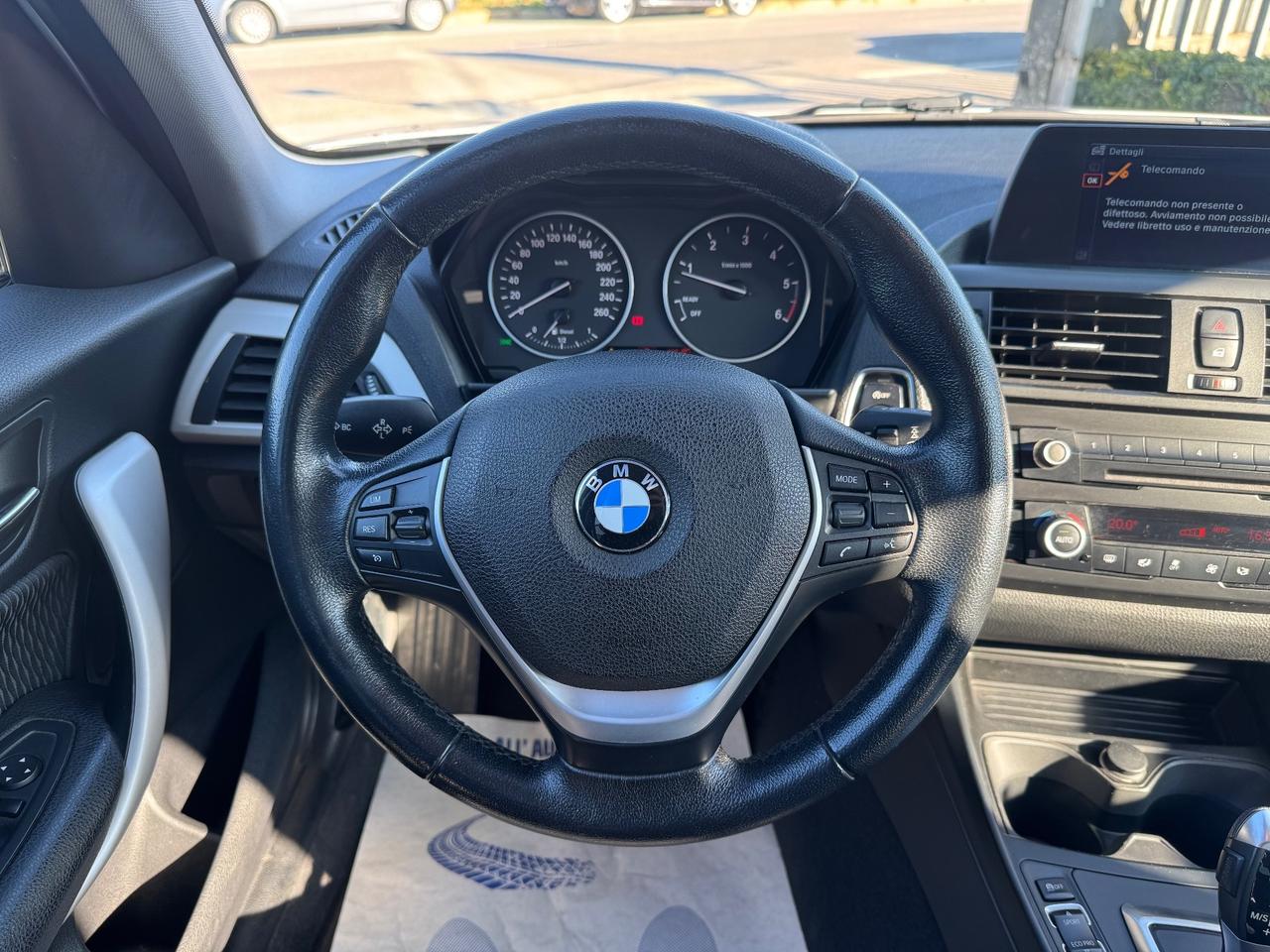 Bmw 116 116d 5p. Urban