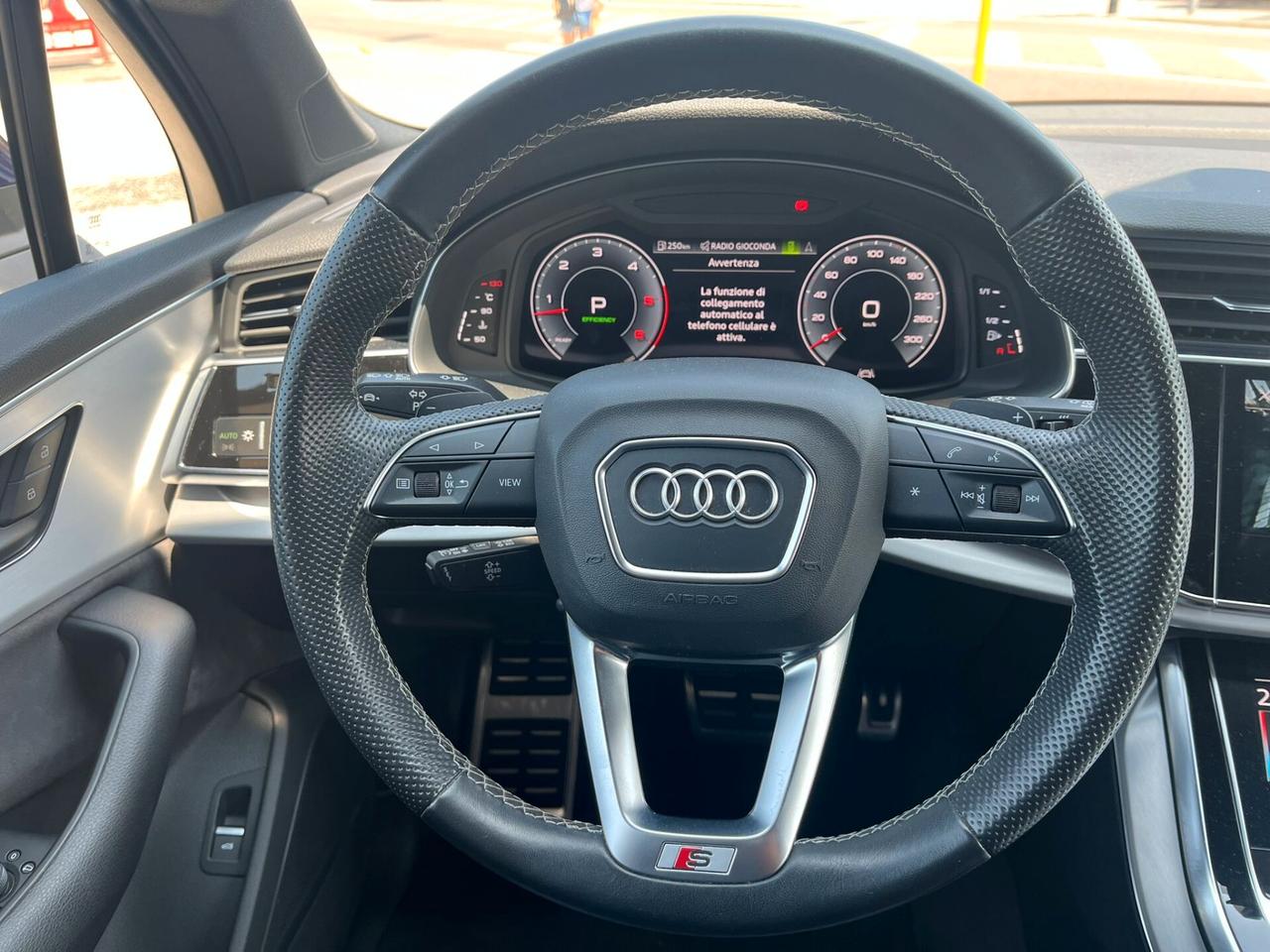 Audi Q7 50 TDI quattro tiptronic SPORT