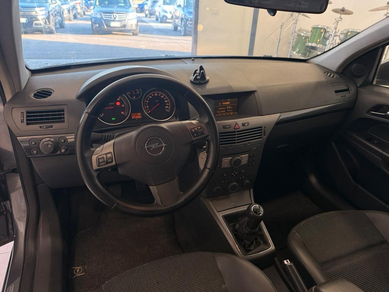 Opel Astra 1.9 CDTI 120CV 5 porte Cosmo