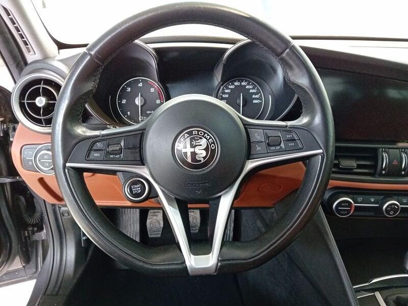 Alfa Romeo Giulia 2.2 Turbodiesel 150 CV Super
