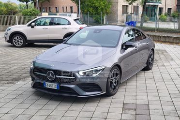 MERCEDES CLA 200 d Automatic Premium