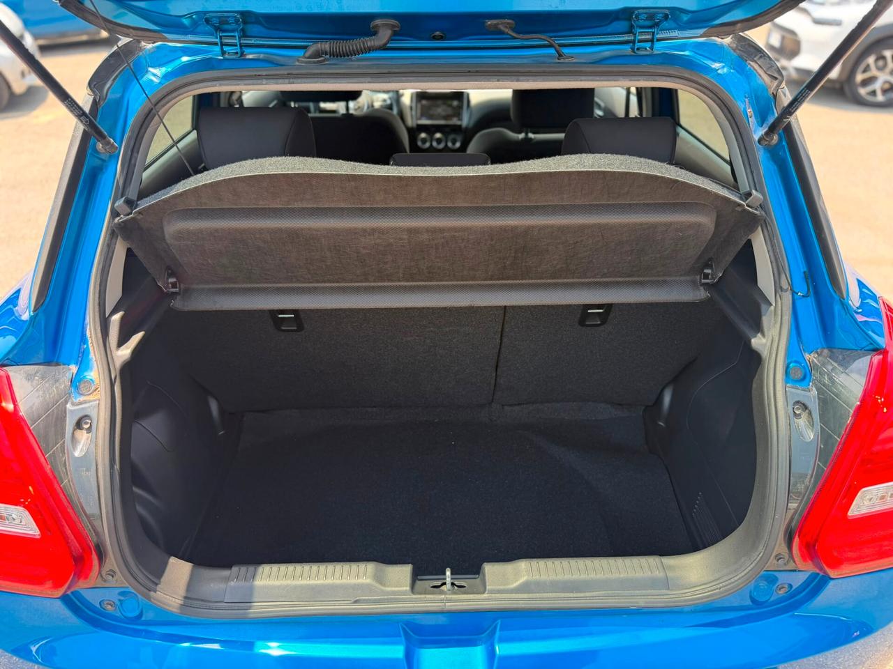 Suzuki Swift 1.2 Hybrid Top