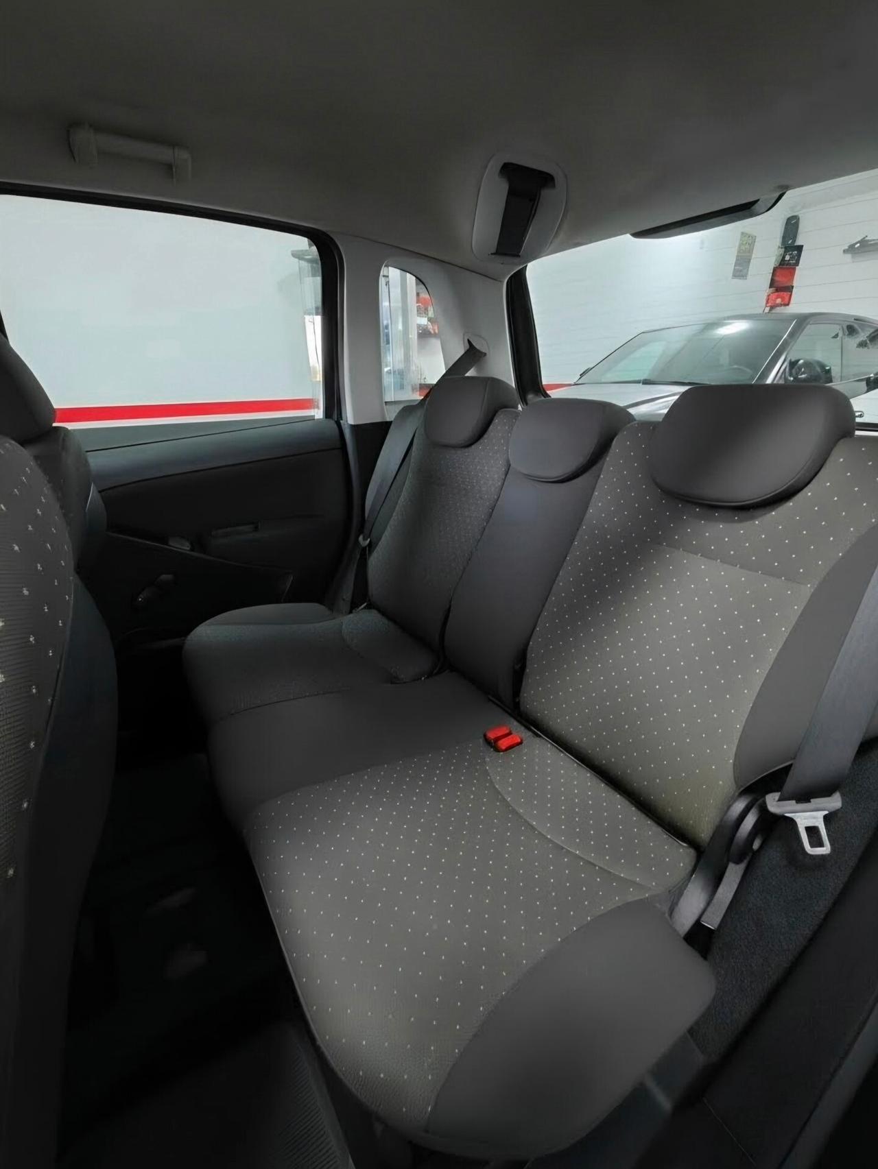 Fiat Idea 1.2 16V BlackLabel