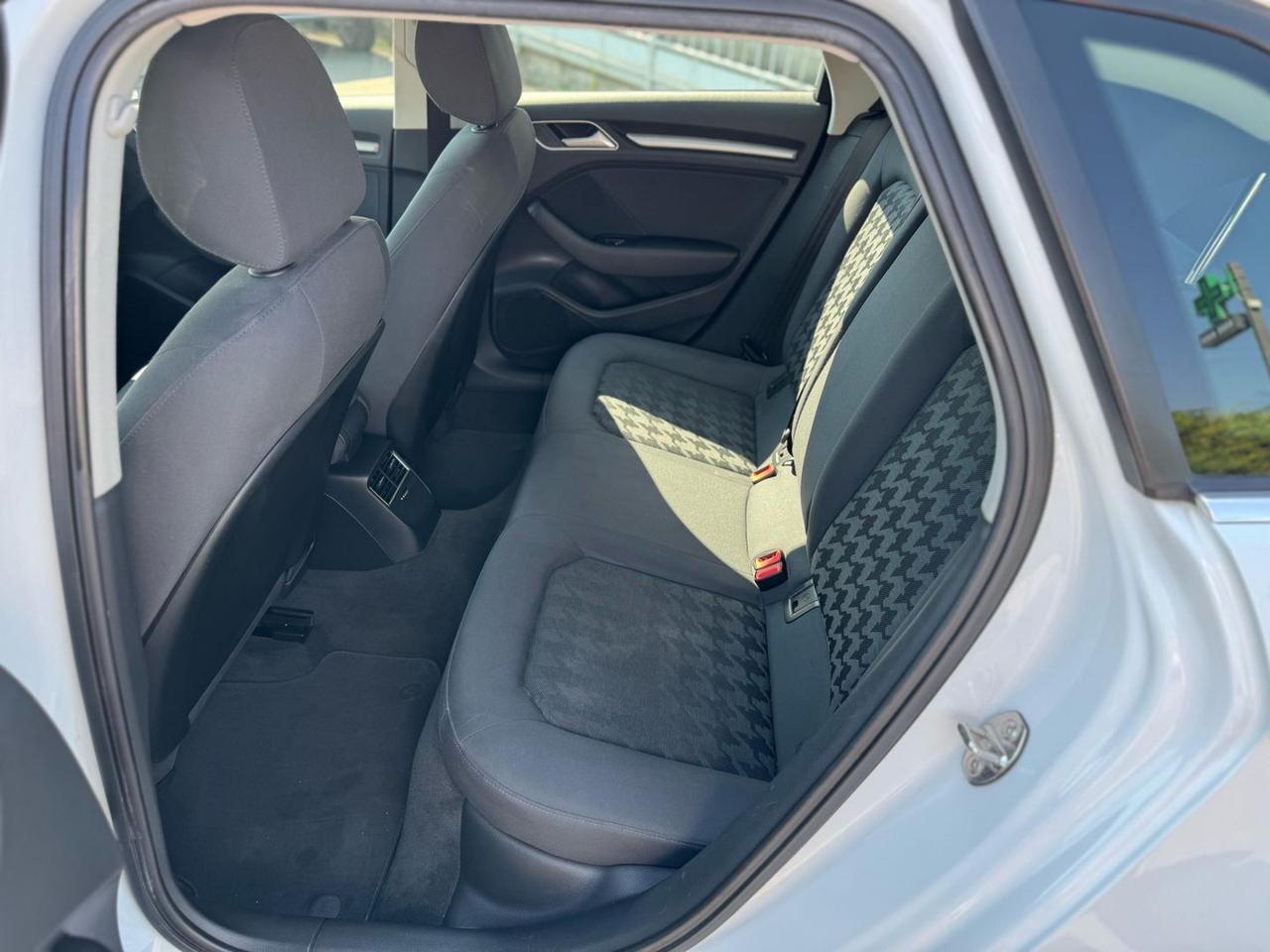 Audi A3 Ambiente 1.6 TDI