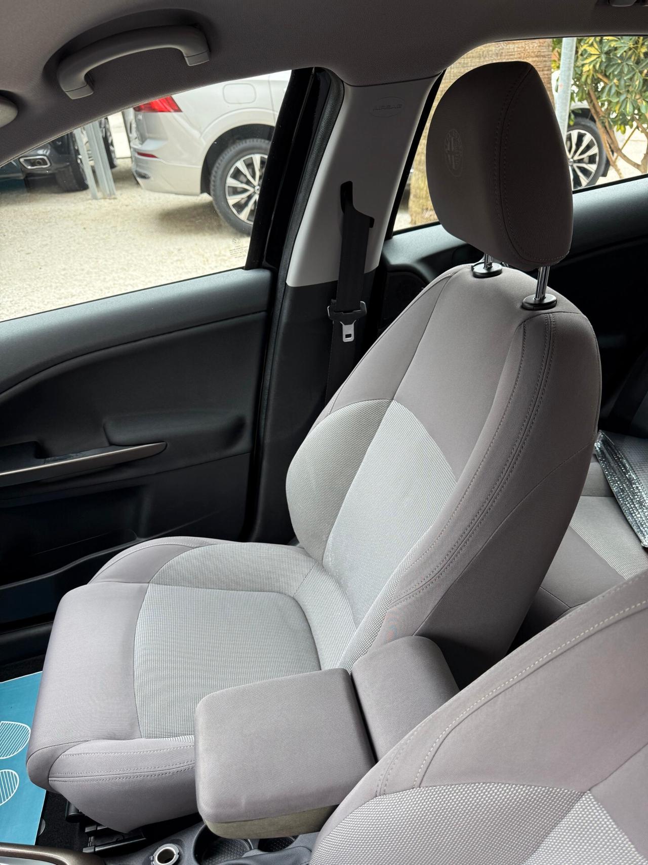 Alfa Romeo Giulietta 1.6 JTDm-2 105 CV Exclusive NEO 2014