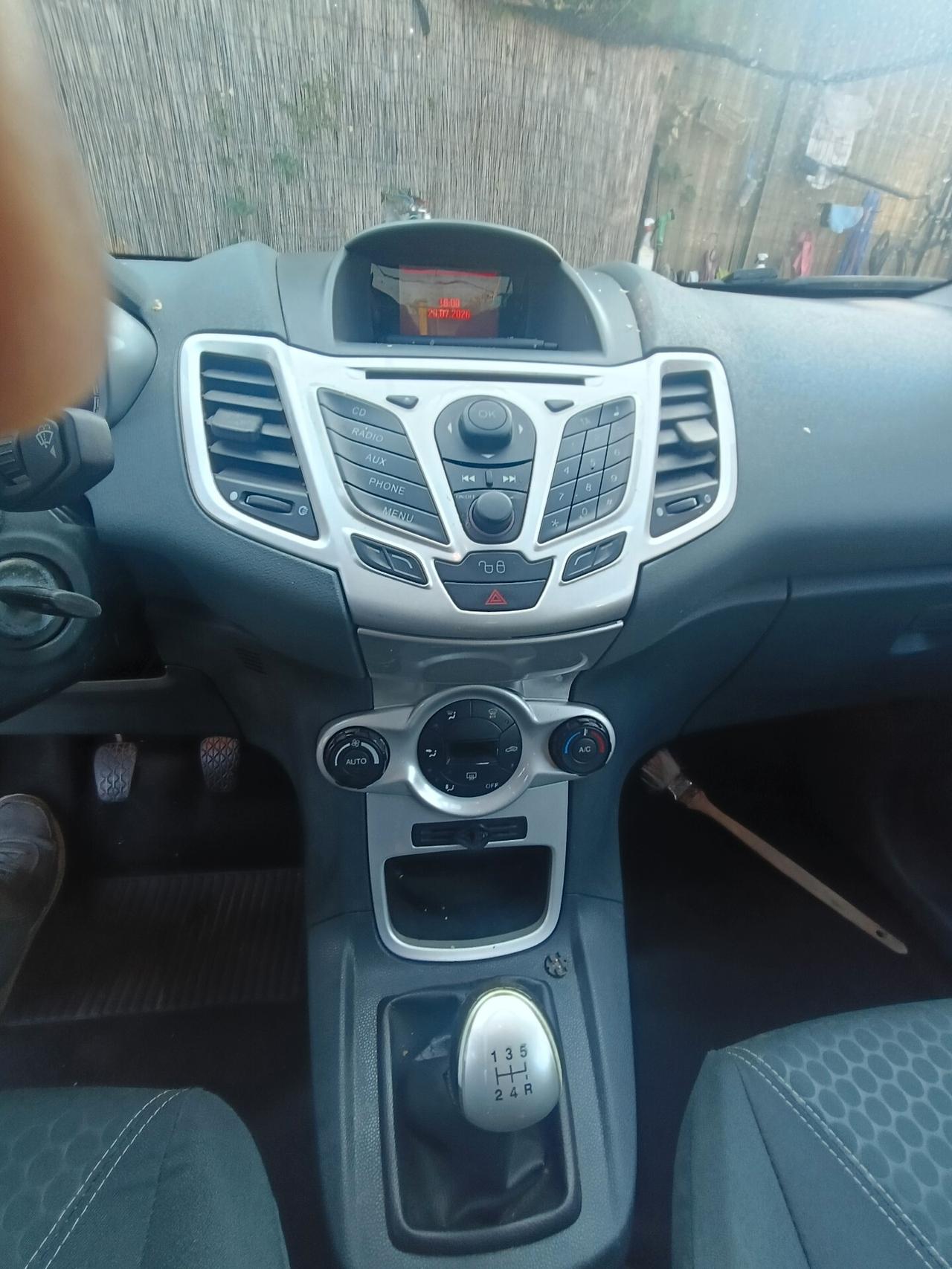 Ford Fiesta 1.4. 3 porte Titanium