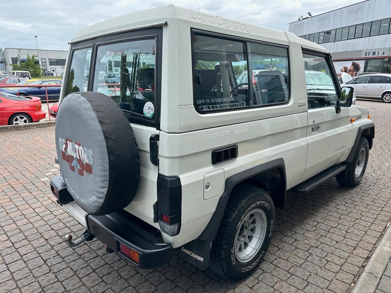 Toyota Land Cruiser II 2.4 turbodiesel SW LJ73 LX cabrio