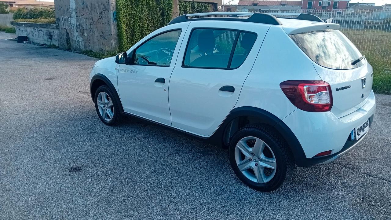 Dacia Sandero Stepway 1.5 dCi 90cv Start&Stop Ambiance - 2017