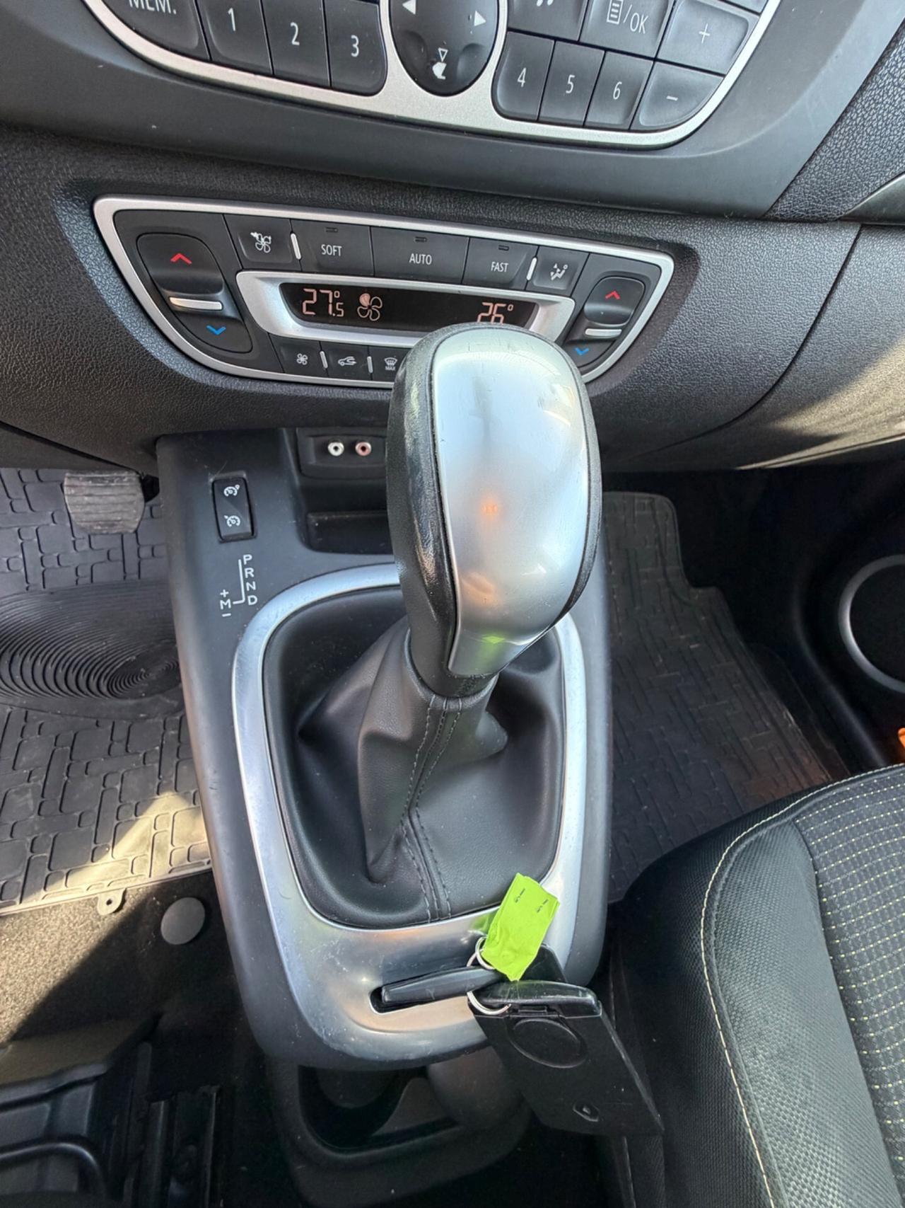 Renault Scenic Scénic X-Mod 1.5 dCi 110CV Dynamique