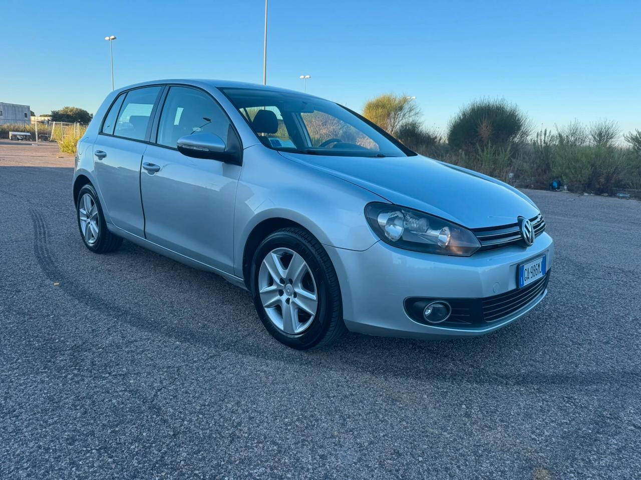 Volkswagen Golf 1.2 5 porte PER NEOPATENTATI