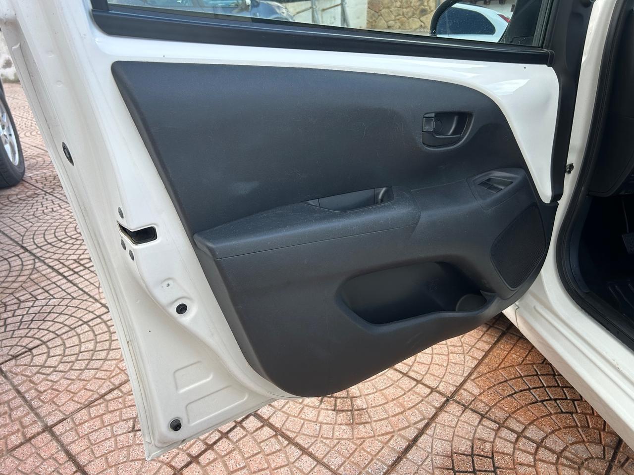 Peugeot 108 VTi 68 5 porte Active TOP!
