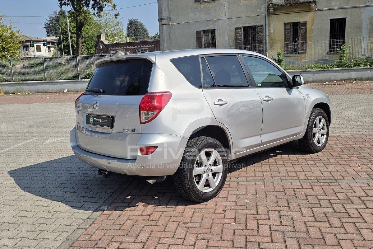 TOYOTA RAV4 Crossover 2.2 D-4D 136 CV DPF Sol