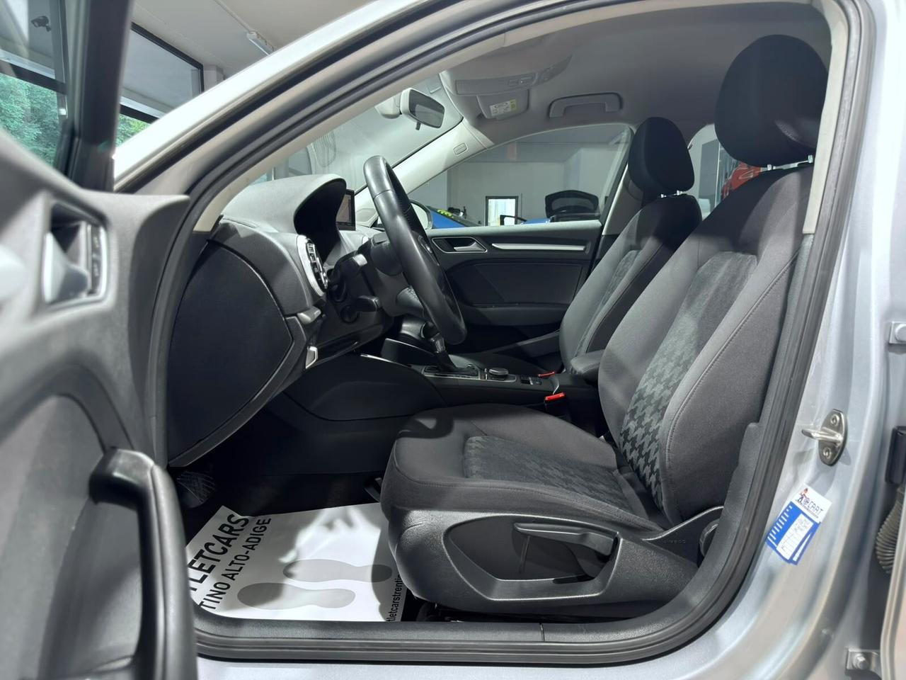 AUDI A3 SPORTBACK 1.6TDI 110CV S-TRONIC