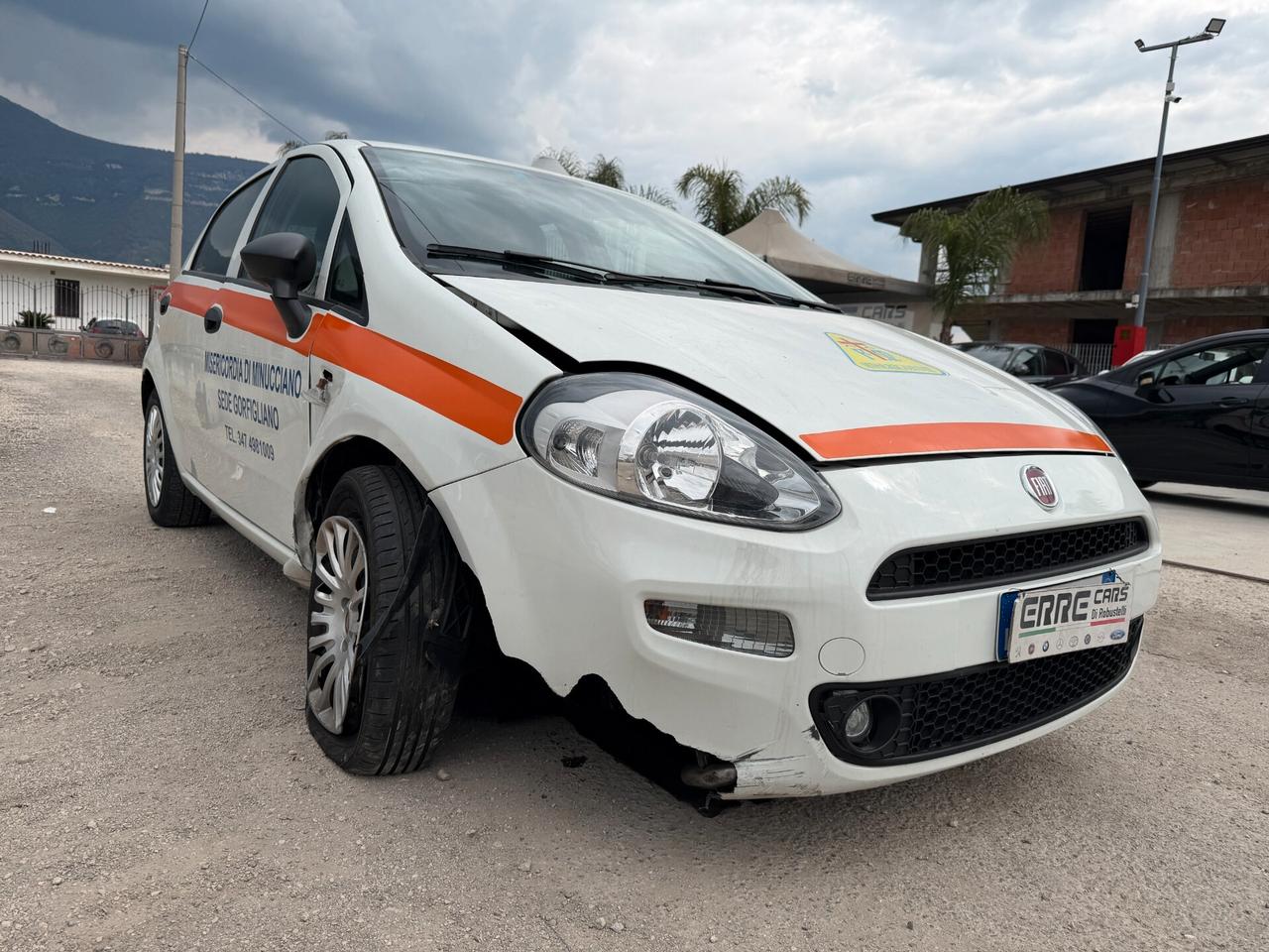 FIAT PUNTO ANNO 2017 1.3 MJT 95 CV *SINISTRATA