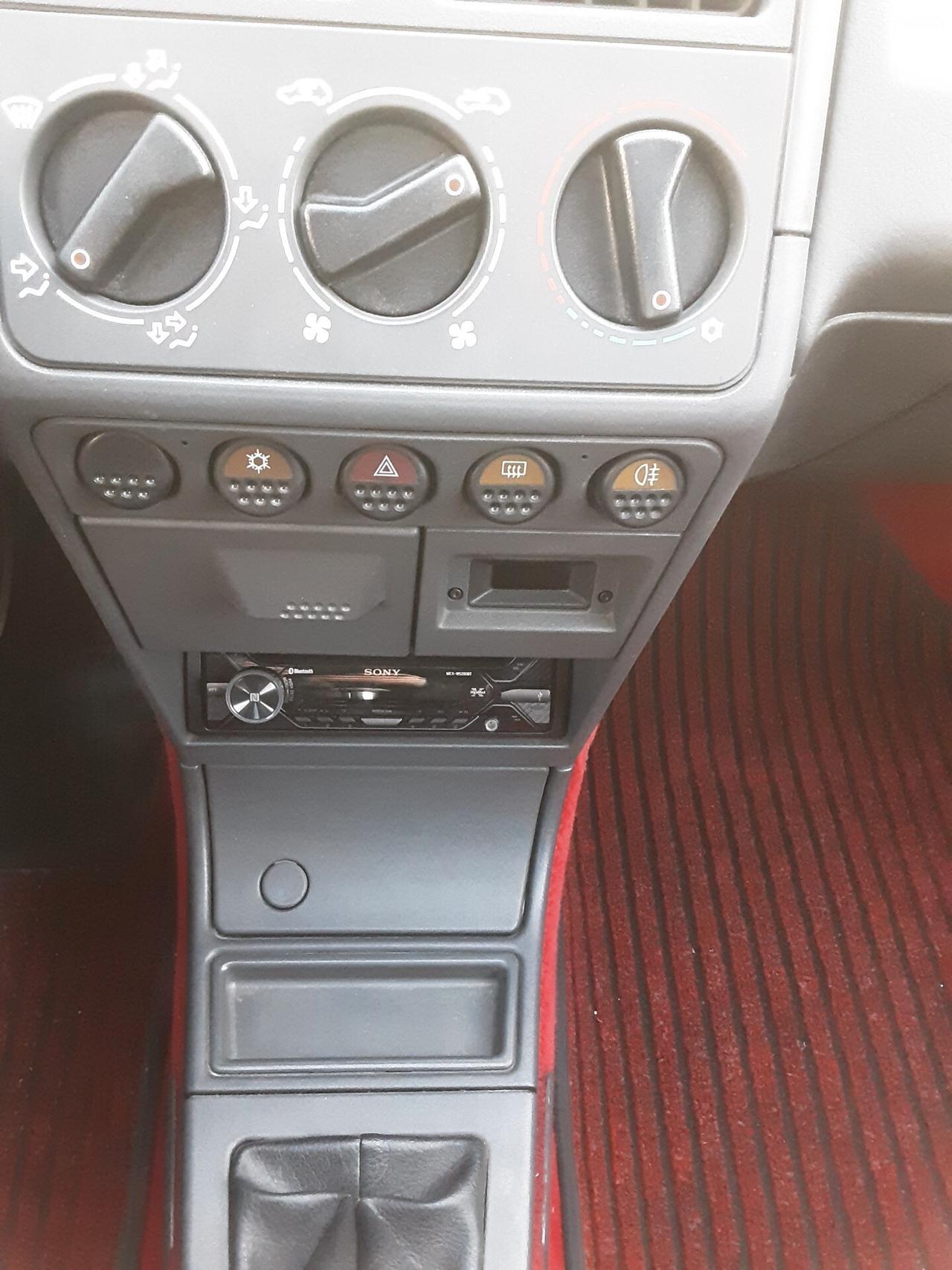 Peugeot 205 1.6 3 porte GTI