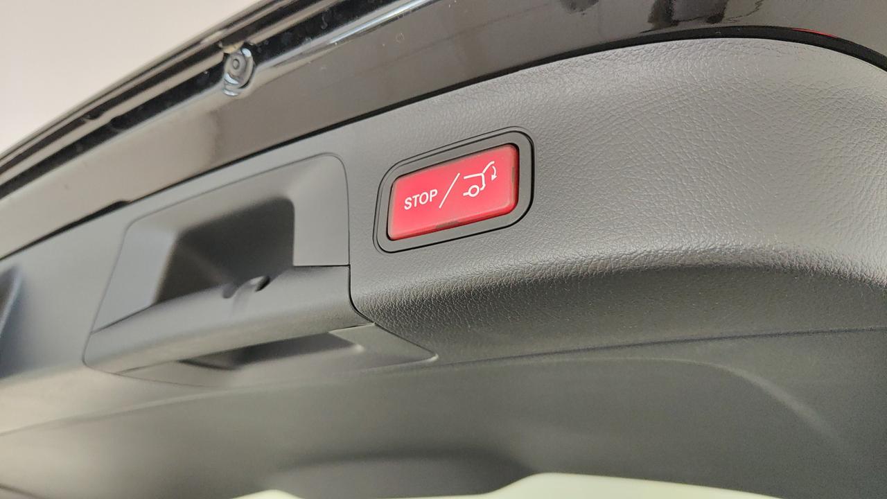 Mercedes-Benz GLA 200 d automatic